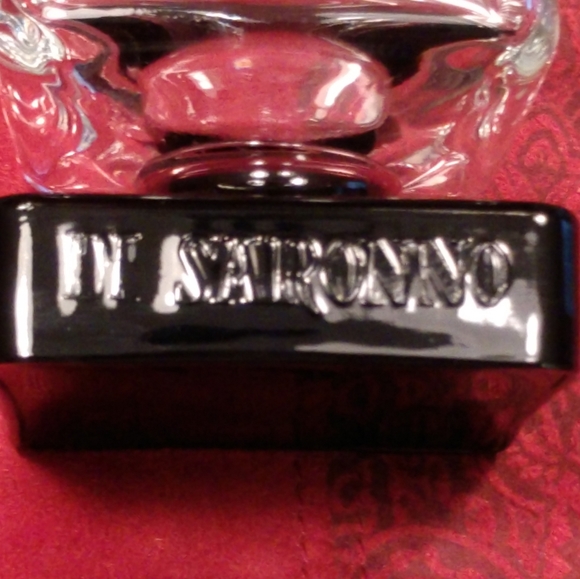 DiSaronno-Set Of (3 + 1 ) Vintage Square Black Based Cordial Glasses - Picture 3 of 3